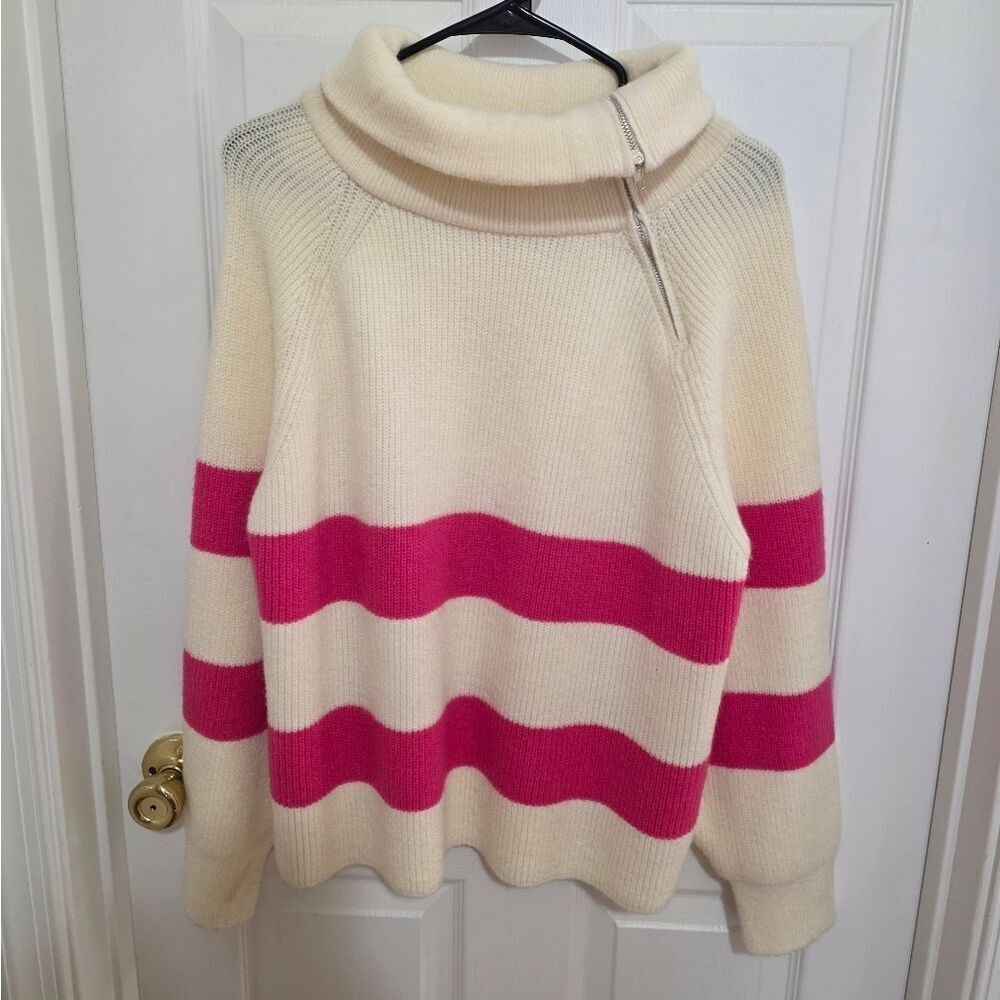 POL Cream and Pink Striped Turtleneck Sweater NEW Size SM